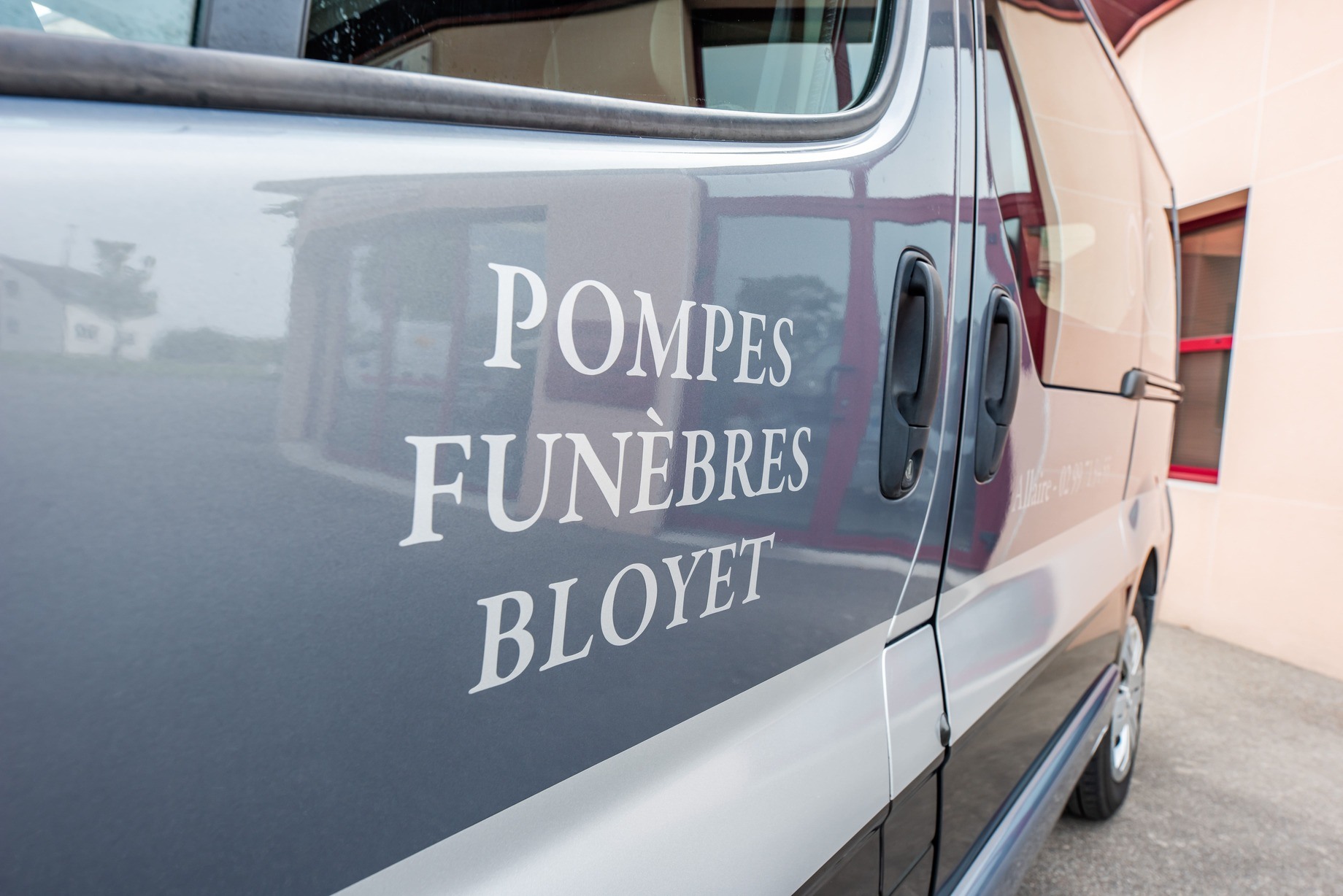 corbillard pompes funebres bloyet